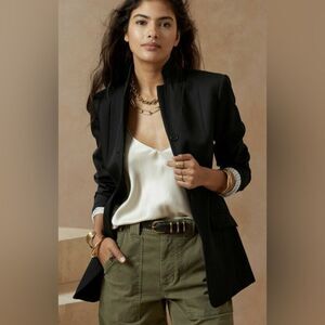 NWT Banana Republic Women’s Sculpted Wool Blend Black Riding Blazer Size 00P.